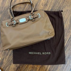 Michael Kors MK Weekender